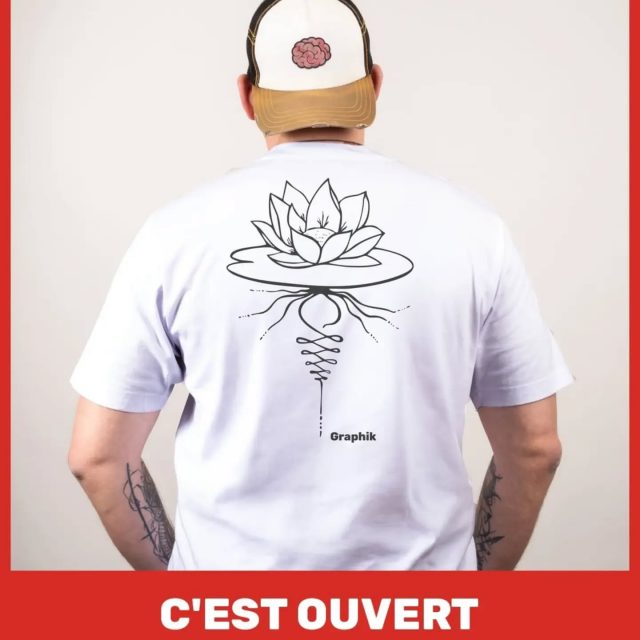 C'est ouvert.
Nénuphar · Trèfle — Graphik. Dessinés à la main, imprimés à Metz.
35 €. Précommande : on fabrique ce qui est commandé, rien de plus. Expédié sous 2 à 3 semaines.
Code DROP2 = −10 %, jusqu'à dimanche soir.
👉 Lien en bio.
#exalte #metz #createurfrancais #tshirtdesign #humournoir